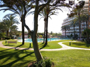 Estudio con piscina junto a la playa de Las Cañas